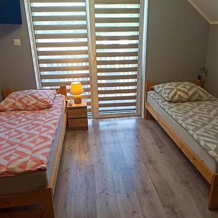 Rum i privatbostad Dobra Nocka *